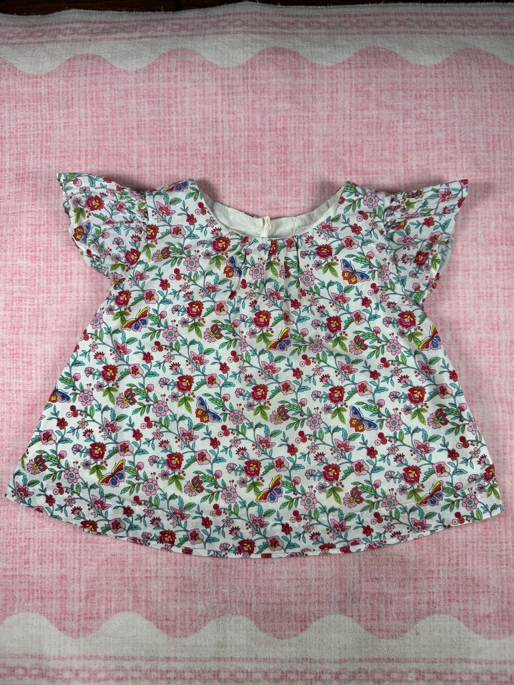 Baby Gap Size 2T Floral Shirt